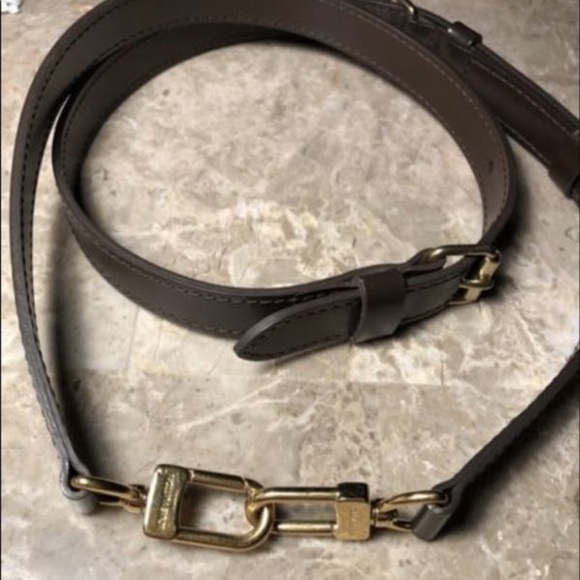 SOLD Authentic Louis Vuitton Damier Strap - Picture 5 of 8